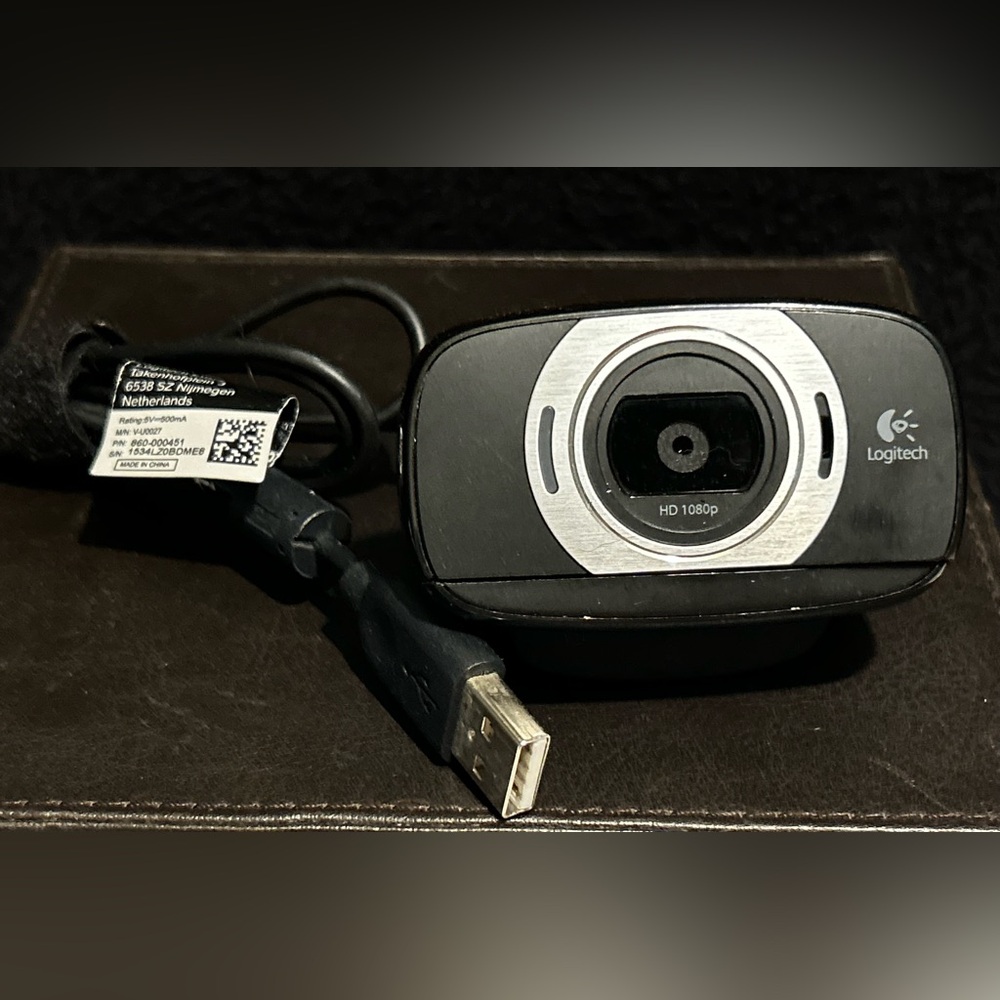 Logitech V-U0027 USB HD Webcam 1080p 8.0 Megapixel